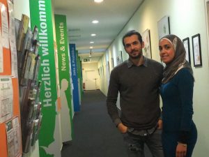 Yousef El-Dada und Asmaa Aldaher in der Sprachschule